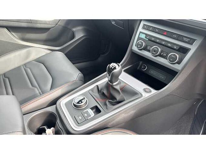 SEAT Ateca 1.5 TSI EVO FR Black Edition 5Dr Estate